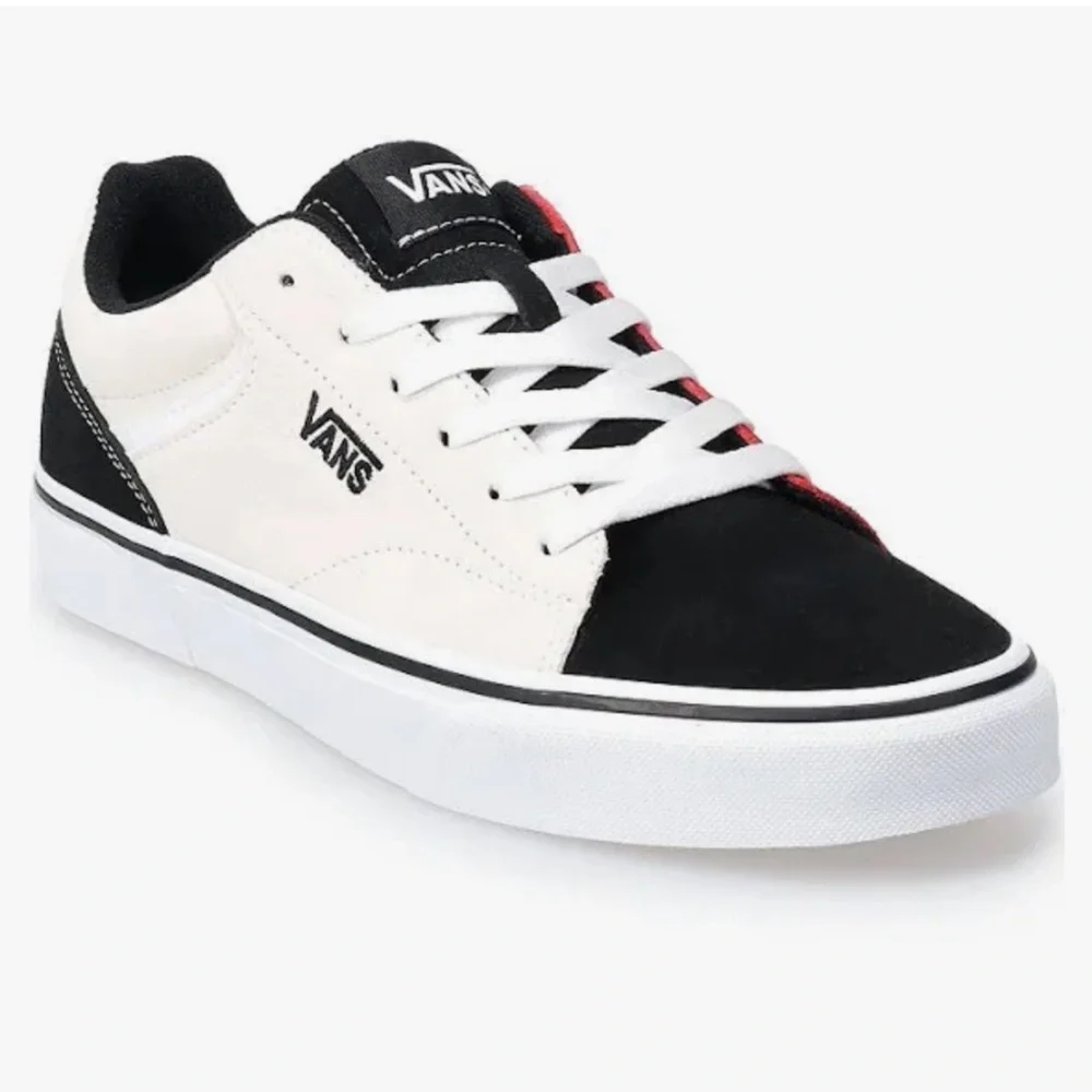 Vans® Seldan WMNS Shoes
Sneakers 
Rally Suede Black/White
VN0ASHTZBA2 - Picture 11 of 16